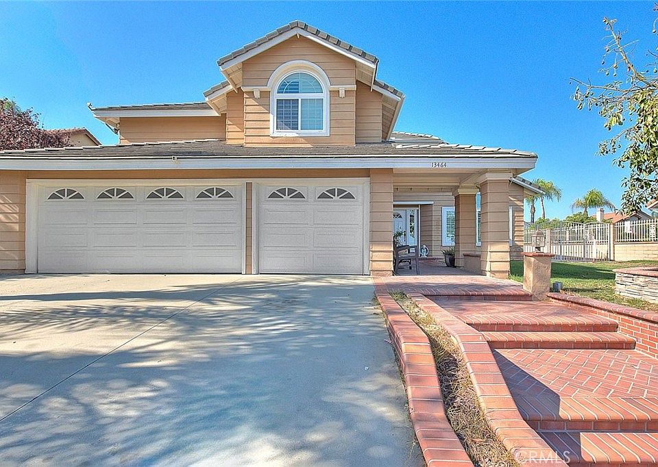 1st image of 13464 La Sierra Dr