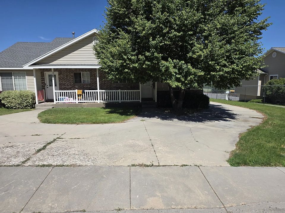 1st image of 387 N Peach St