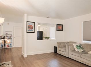 2214 W Wardlow Rd, Long Beach, CA 90810