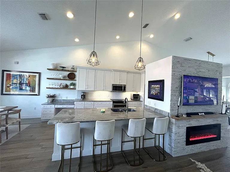 12109 Clubhouse Dr — Photo 12