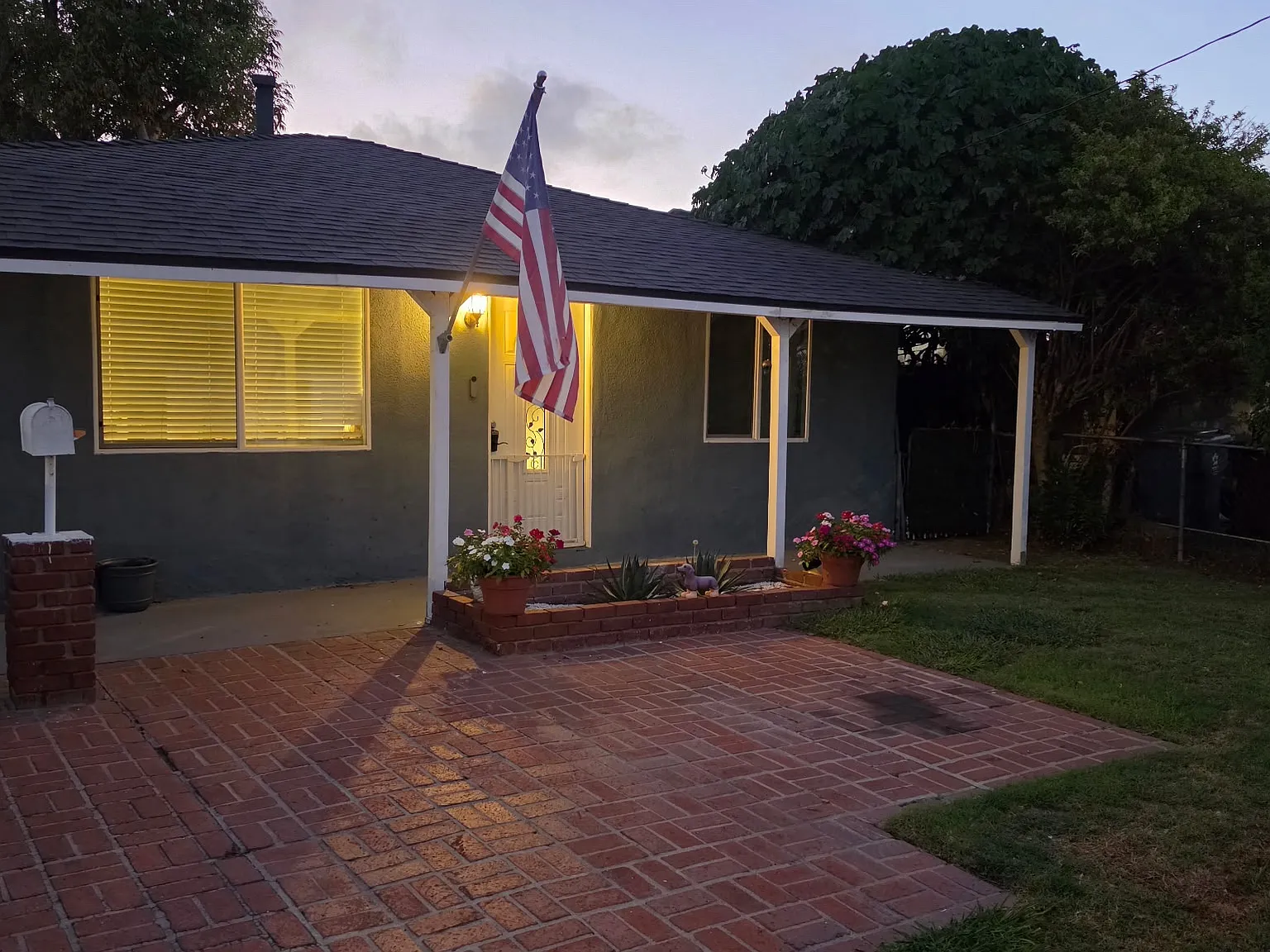 2 bed, 771 sqft, $3,500 — Photo 1