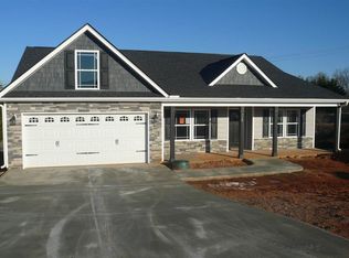 312 Gleaner Dr, Inman, SC 29349