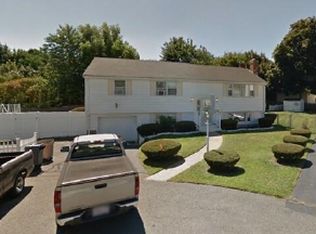 8 Macarthur Ter, Peabody, MA 01960