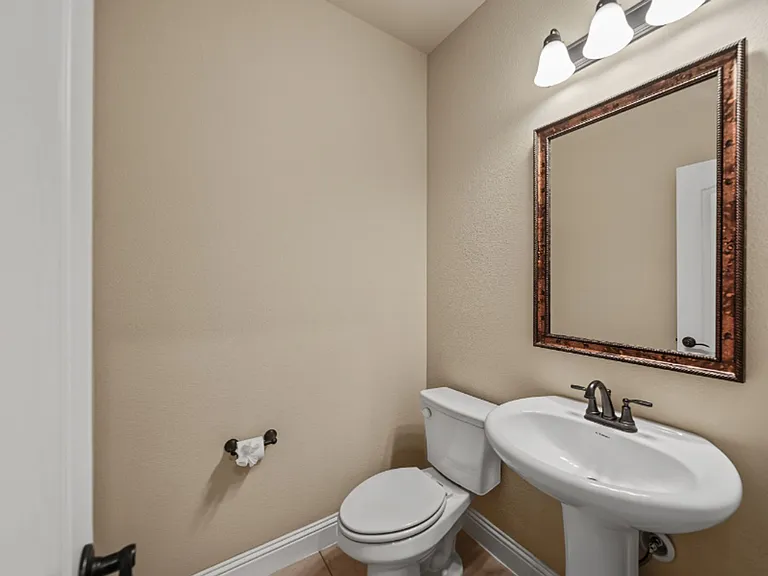 504 Ridgewater Trl — Photo 22