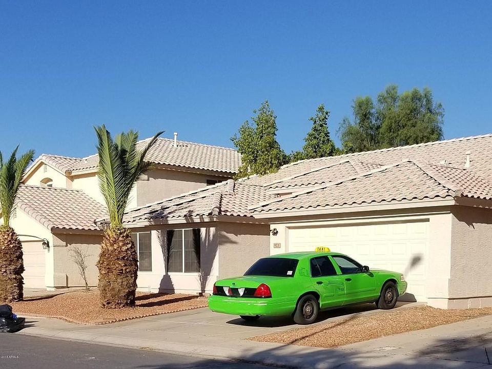 1st image of 923 N Sicily Dr