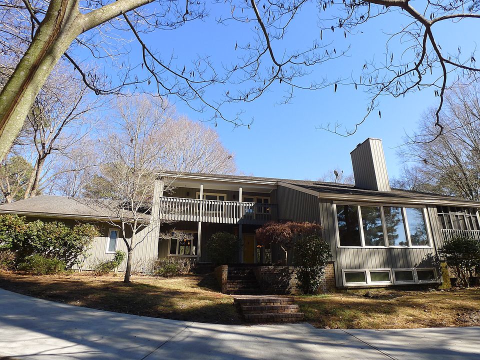 1st image of 2710 Surrey Green Ln