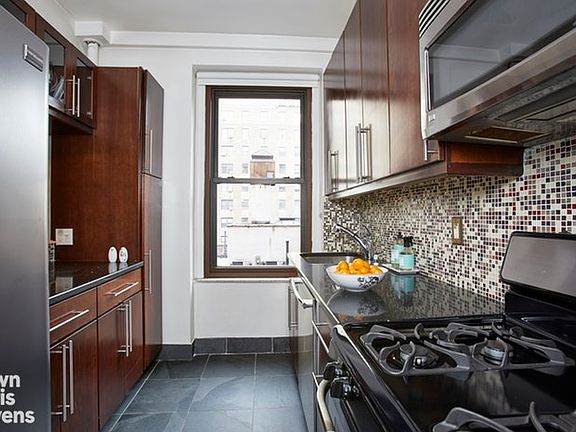 3rd image of 255 W End Avenue 8c #8C