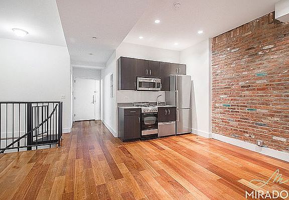 3rd image of 636 E 11th St APT 1L