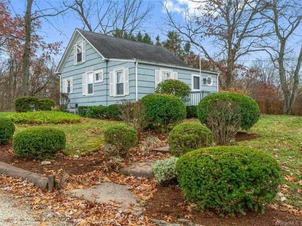 206 Pool Road, North Haven, CT 06473