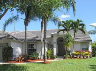 7640 NW 47th Ave, Coconut Creek, FL 33073