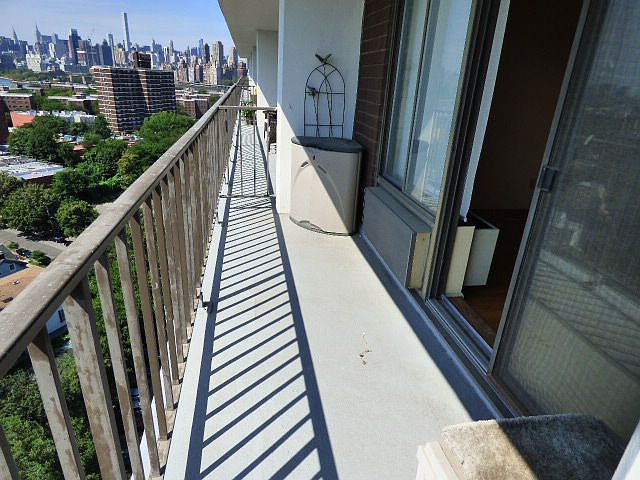 1st image of 2540 Shore Blvd APT 17G