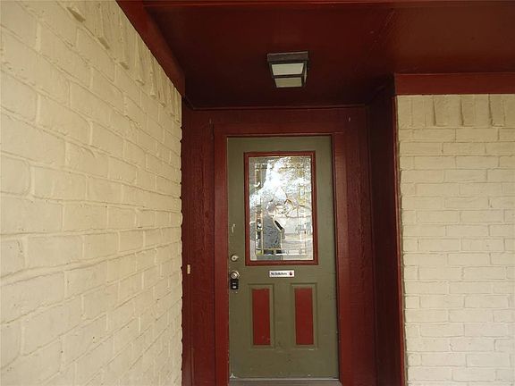 2nd image of 11915 Loyola Dr