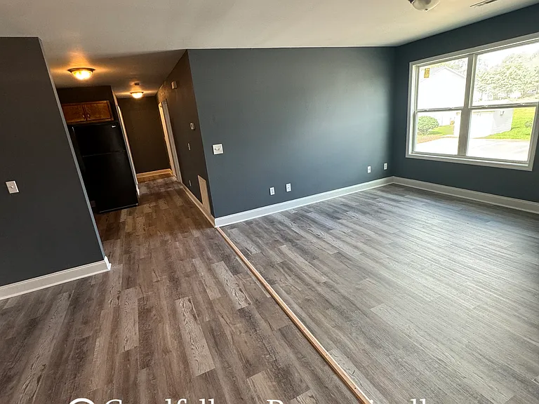 1049 Old Florence Rd #G — Photo 12