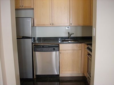 1st image of 210 E 68th St APT 6H