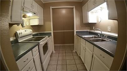 2nd image of 2628 N Ann Arbor Ave APT 104