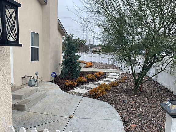 2nd image of 11234 Victory Blvd