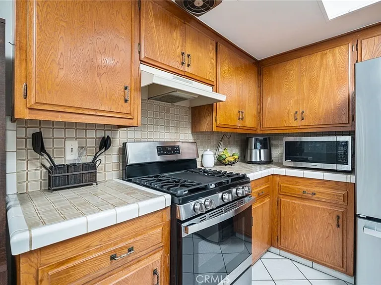 8749 Calle Quebrada — Photo 4