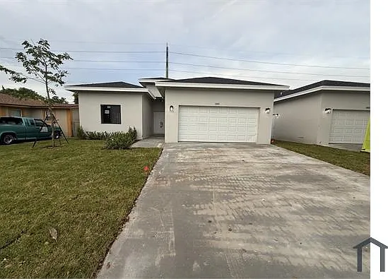 2865 NW 9th Ct