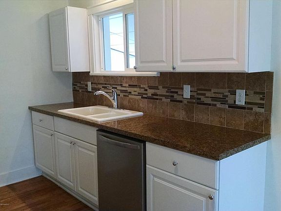 2nd image of 2287 Evanston Ave