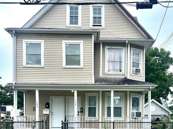 137 Hollister Ave, Bridgeport, CT 06607