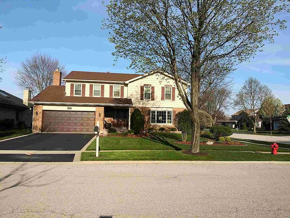 1st image of 226 Fairway Dr