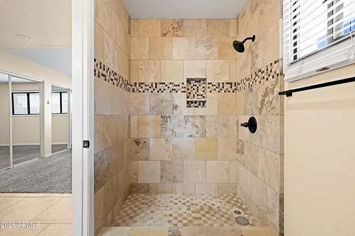 2715 S Rita Ln — Photo 24