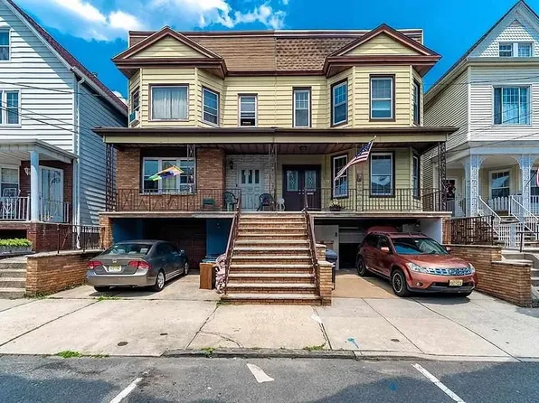 79 West 16th Street image 1 of 7