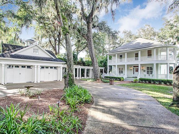 3rd image of 4304 McGirts Blvd