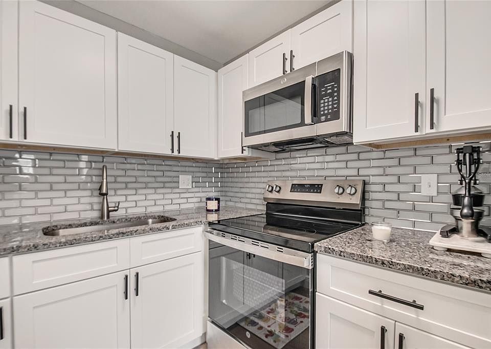 1st image of 211 Woodmere Blvd