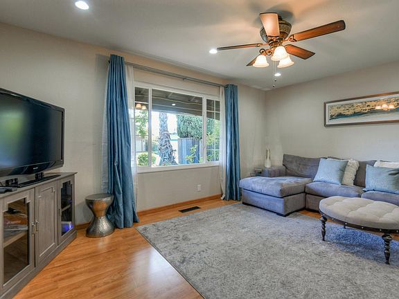 4th image of 5387 Gerine Blossom Dr