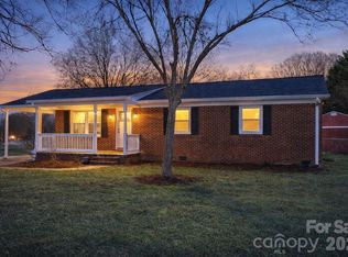 1803 Sulphur Springs Rd, Shelby, NC 28152