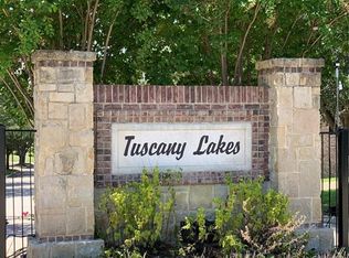 6401 Tuscany Park Dr #1, Arlington, TX 76016