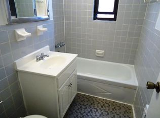 10915 37th Ave APT 4B, Corona, NY 11368