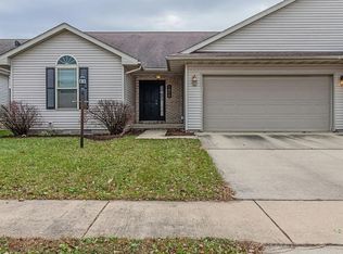 1611 E Lexington Dr, Urbana, IL 61802