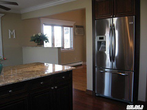 4th image of 2633 Ocean Ave