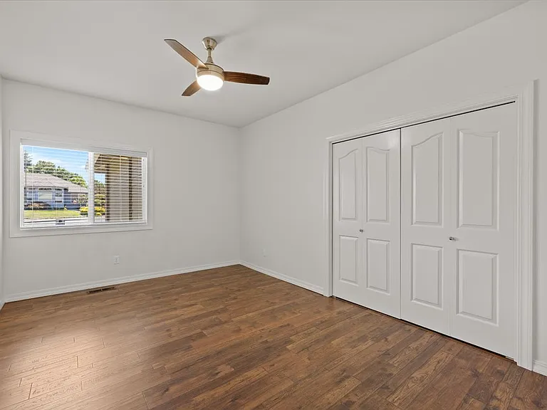 2485 Greenfield Ct — Photo 16