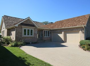 7813 Loch Glen Dr, Crystal Lake, IL 60014