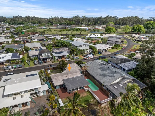 276 Kaliponi St, Wahiawa, HI 96786