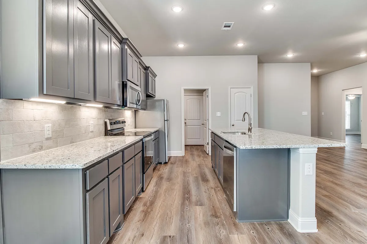 Building Photo - 2905 Orchid Dr