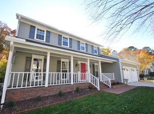 305 Heathridge Ln, Cary, NC 27513