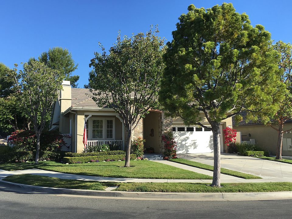 CORNER LOT