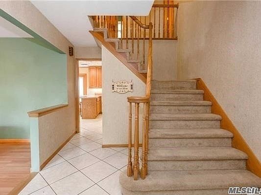 3rd image of 103 Uncas St