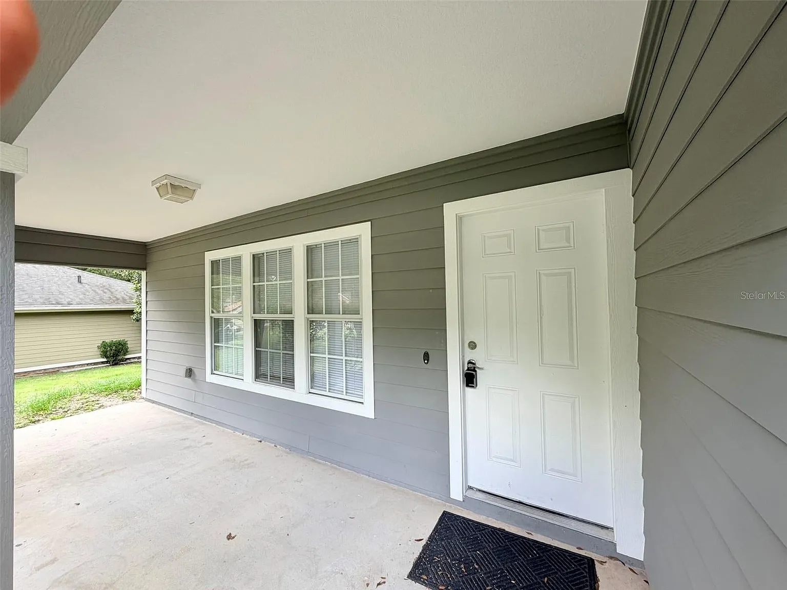 4 bed, 1498 sqft, $2,300 — Photo 2