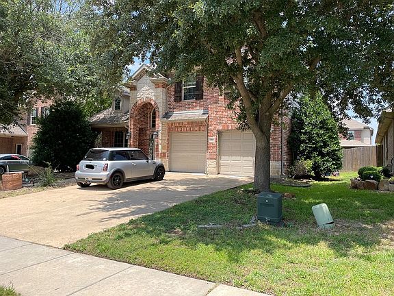 2nd image of 3820 Gregory Dr