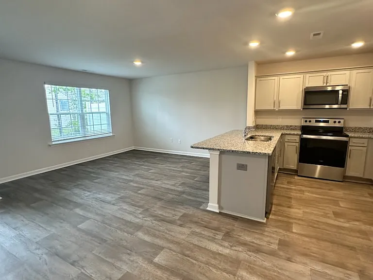 3305 Alibird Ln — Photo 3