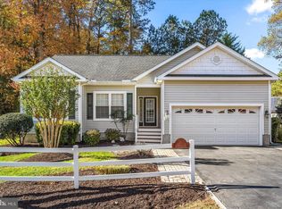 16 Links Ln, Berlin, MD 21811