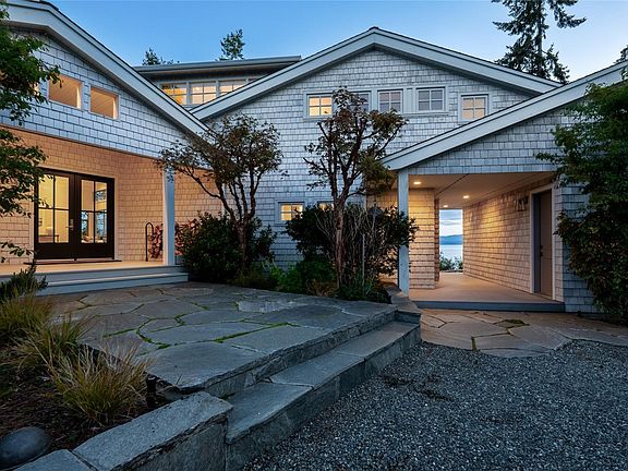 4th image of 1341 Madrona Dr
