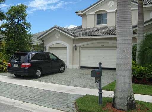 3rd image of 2041 Quail Roost Dr