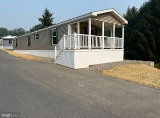 313 Lewis Rd, Annville, PA 17003