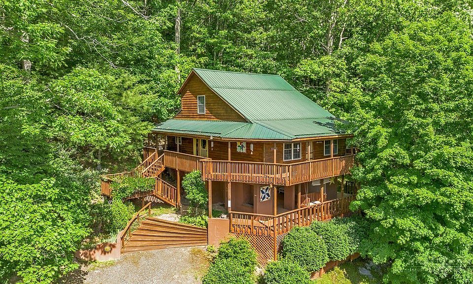 1st image of 333 E Hidden Mountain Lane